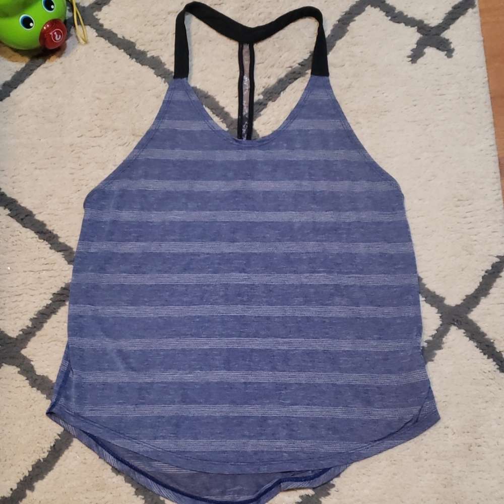 NIKE WORKOUT TANK